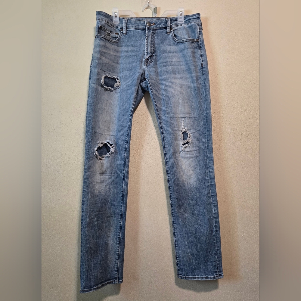 Extreme Flex 4 American Eagle Distressed Jeans